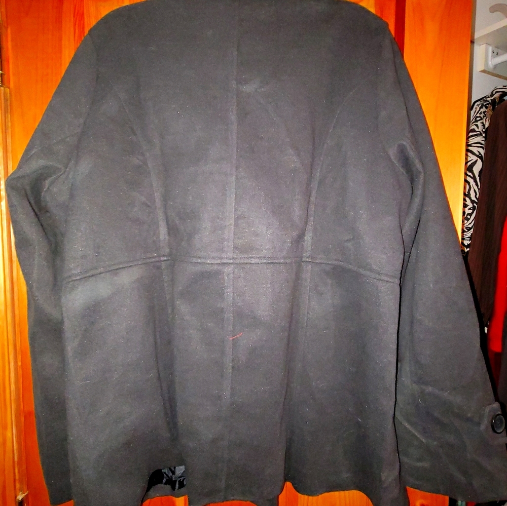 Jacket / Coat - Picture 2 of 3